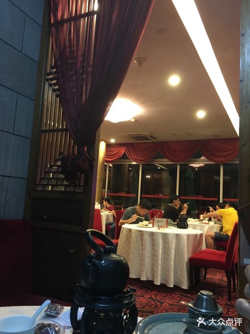 广州美食探秘：城市味蕾的盛宴